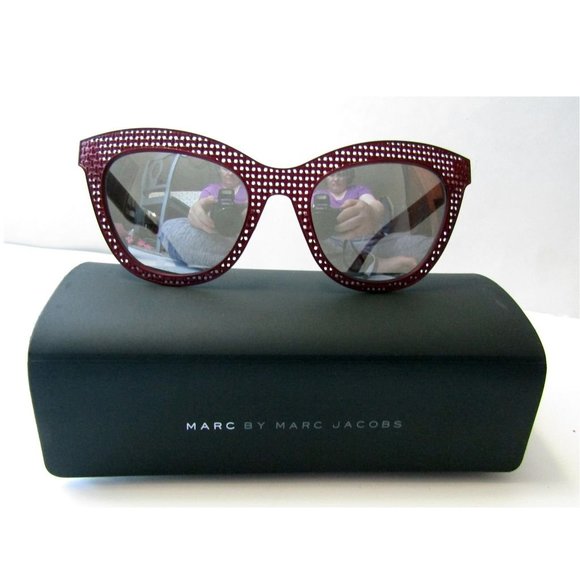 Marc by Marc Jacobs Burgundy Metal Sunglasses+Case